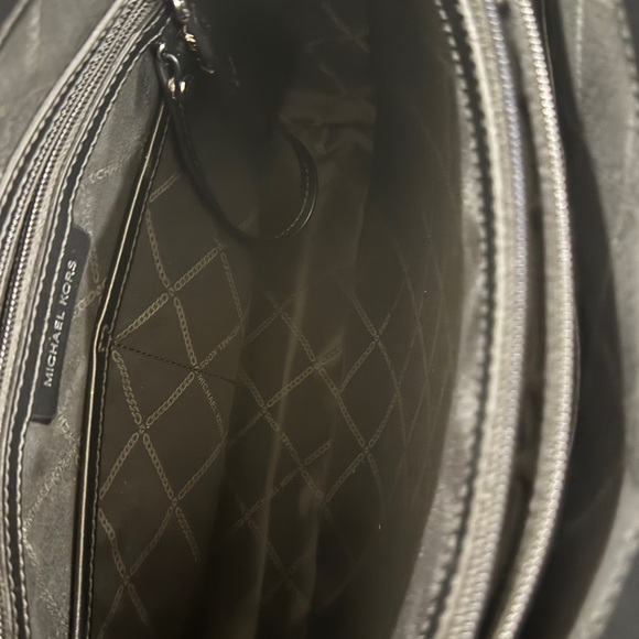 Michael Kors Voyager Tote Bag Zebra Stripe Calf Hair - Picture 9 of 12